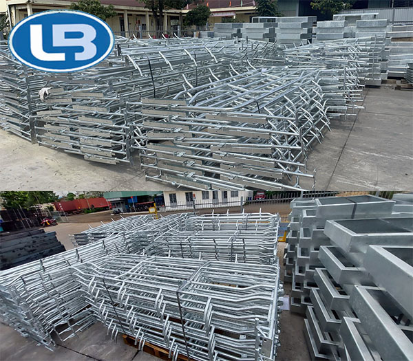 Galvanized pig pen frame